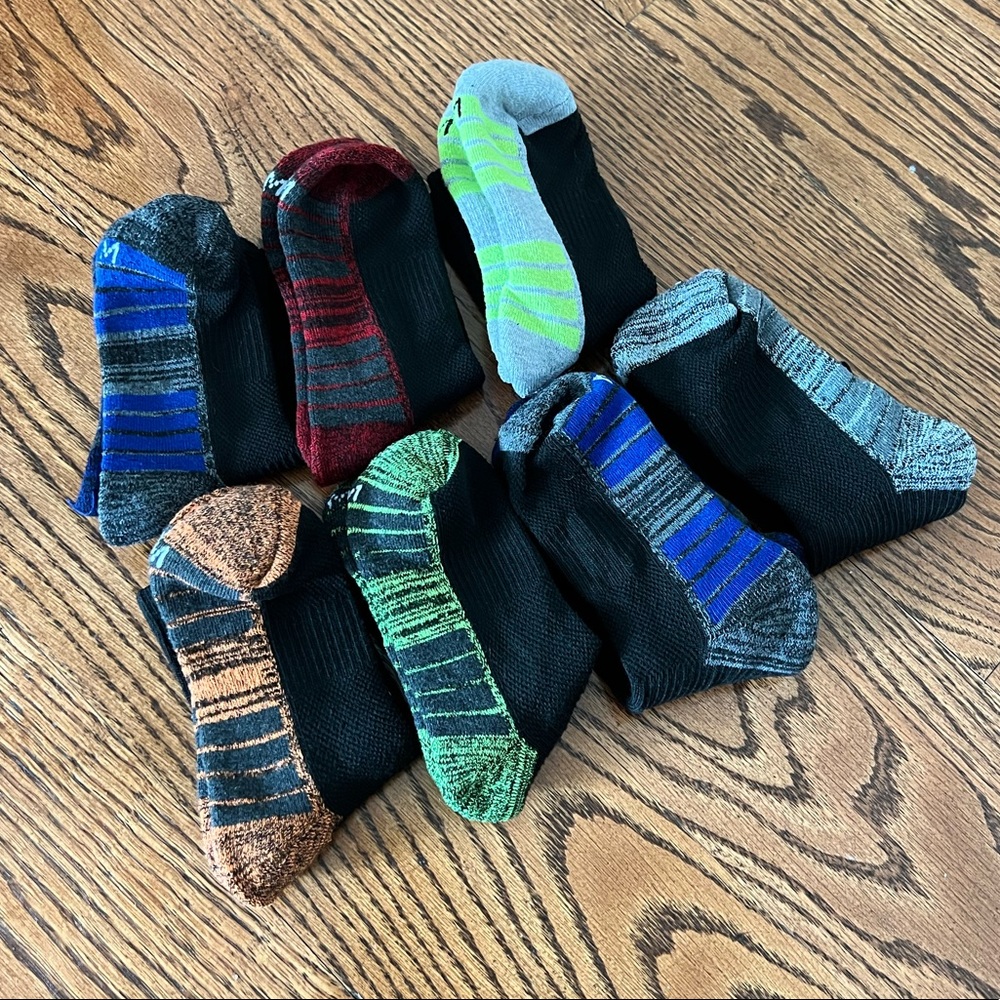 New kids socks Medium